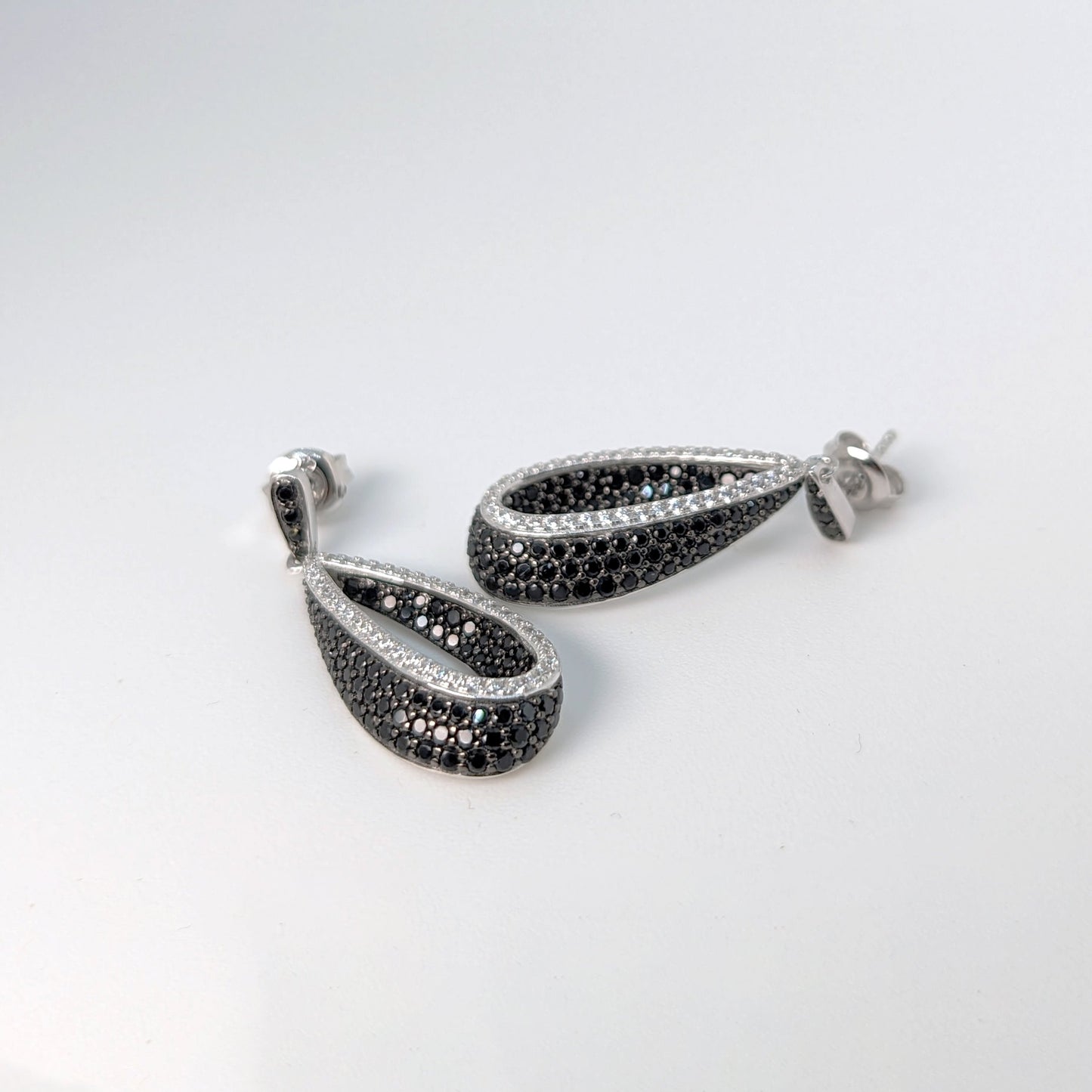 Midnight Elegance Teardrop Earrings