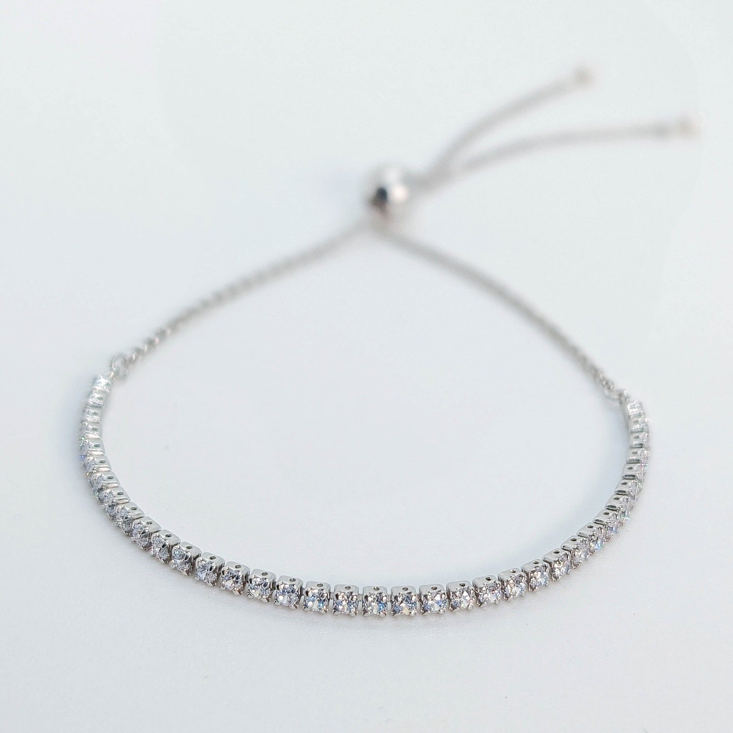 Lumineé Classic Tennis Bracelet