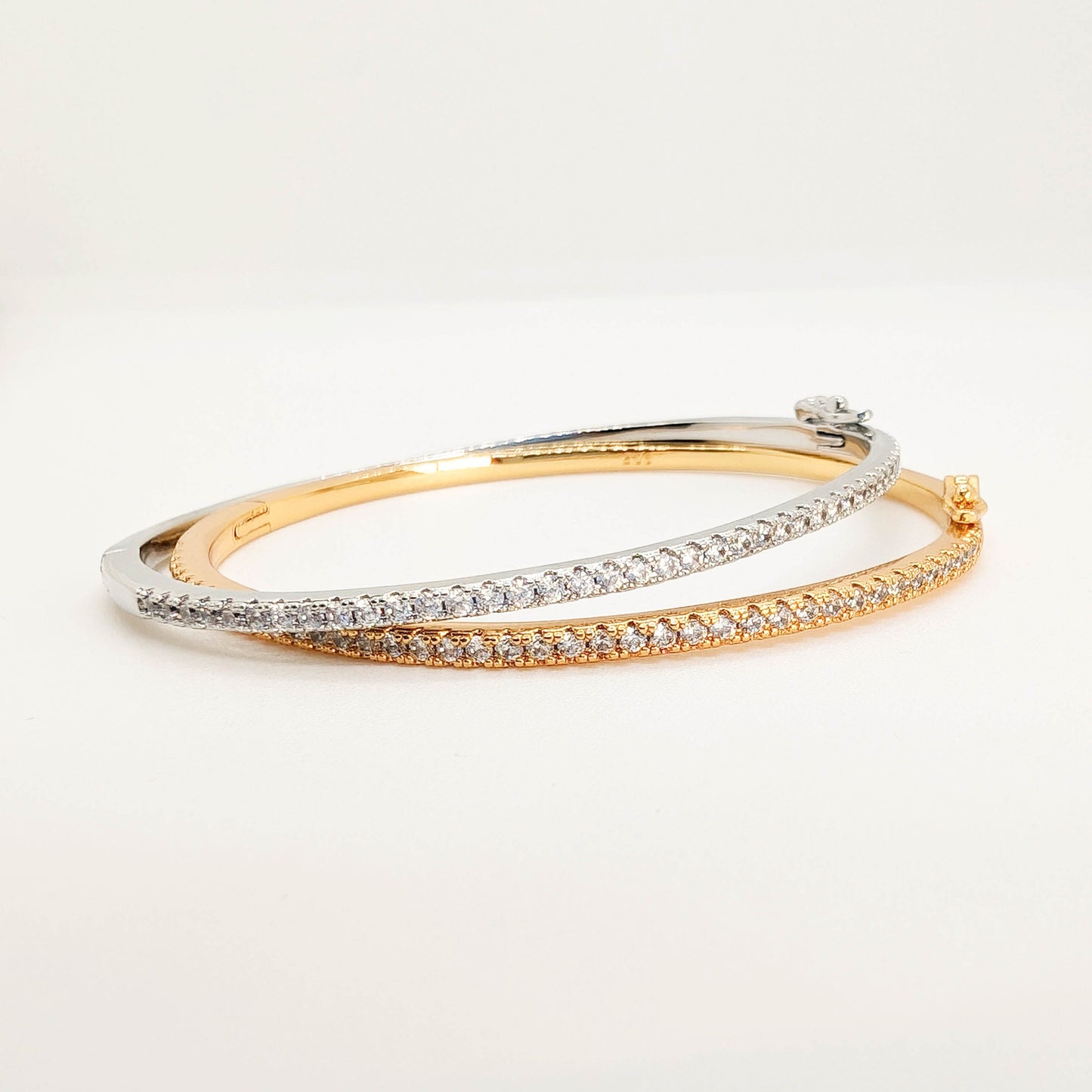 EternaLine Zircon Bangle